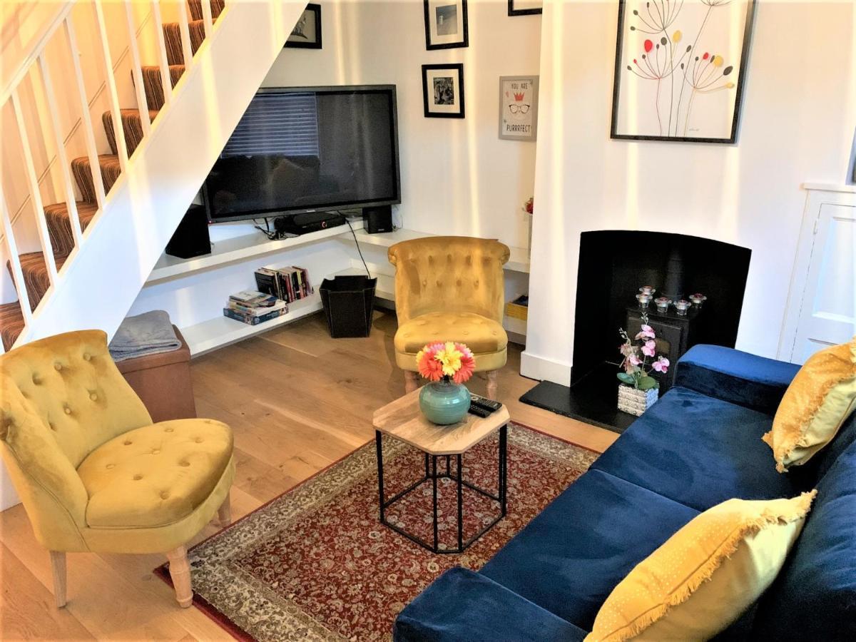 Riverside Channel5 "Holidays Homes In The Sun" Featured Central Canterbury Cottage With Free Parking Buitenkant foto